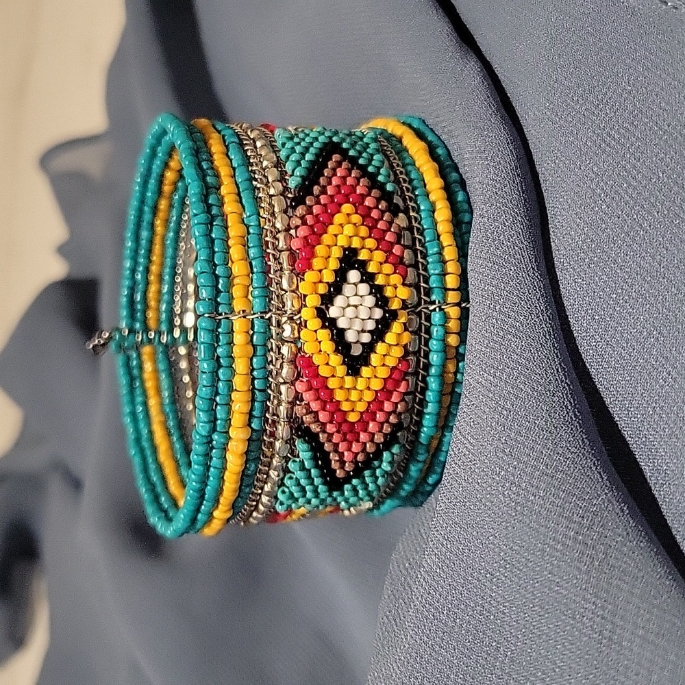 Beaded bracelet